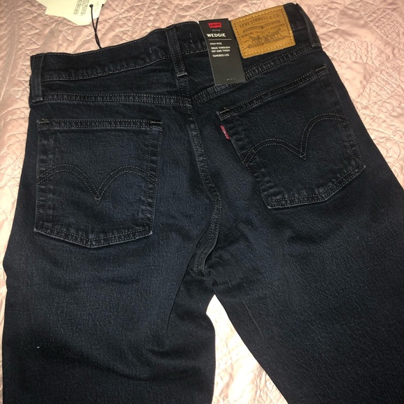 Wedgie High Rise Jeans - Picture 6 of 7